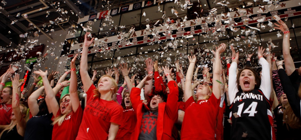 Cincinnati Bearcats vs. Georgetown Hoyas.